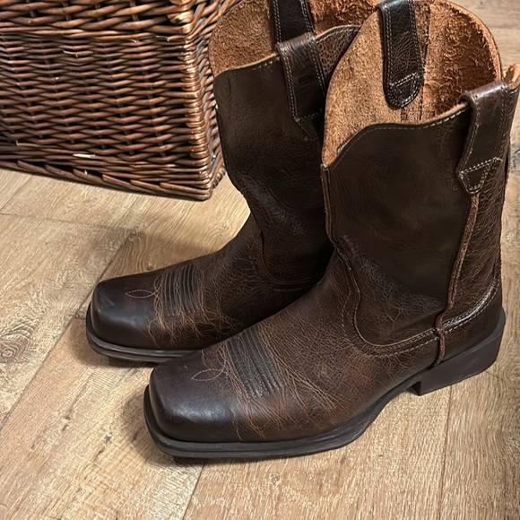 NEW Ariat Western Rambler Boot - Picture 1 of 6